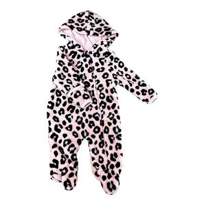 Hoodie & Footie One Piece Little Beginnings Baby Girl Sz 0-3 Mo Snuggly Cheetah